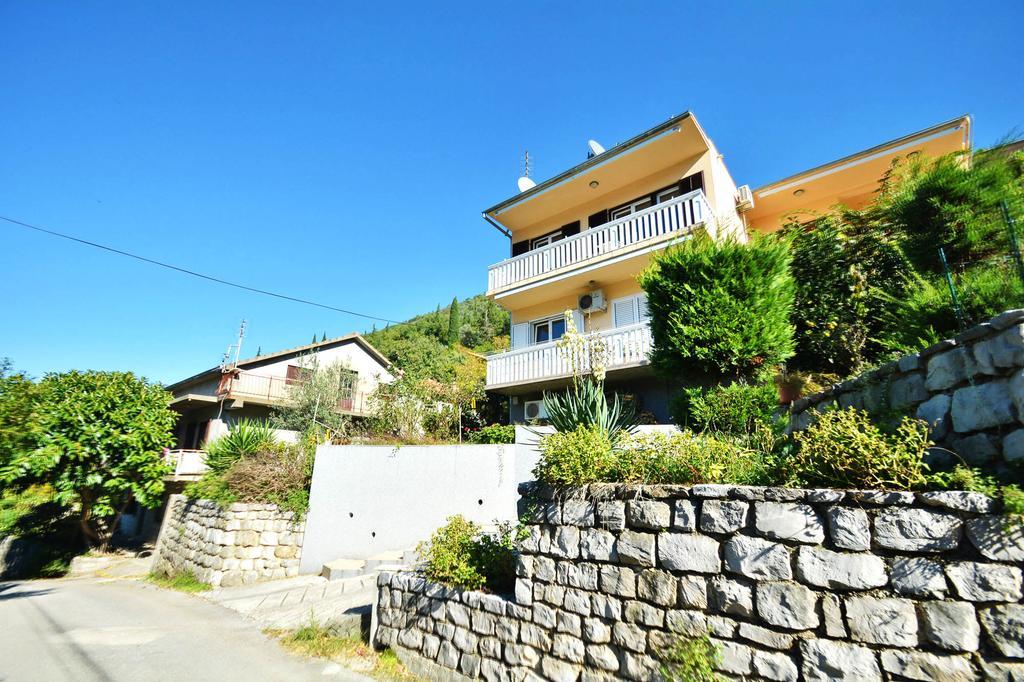 Apartment Rita Tivat Rum bild